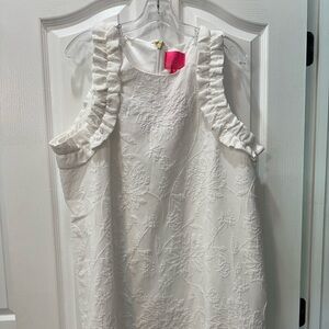 KAILEE STRETCH RUFFLE SHIFT - RESORT WHITE - CALIENTE PUCKER JACQUARD